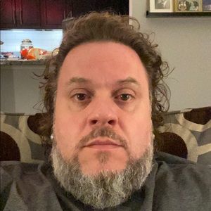 Meet your Posher, Chuck